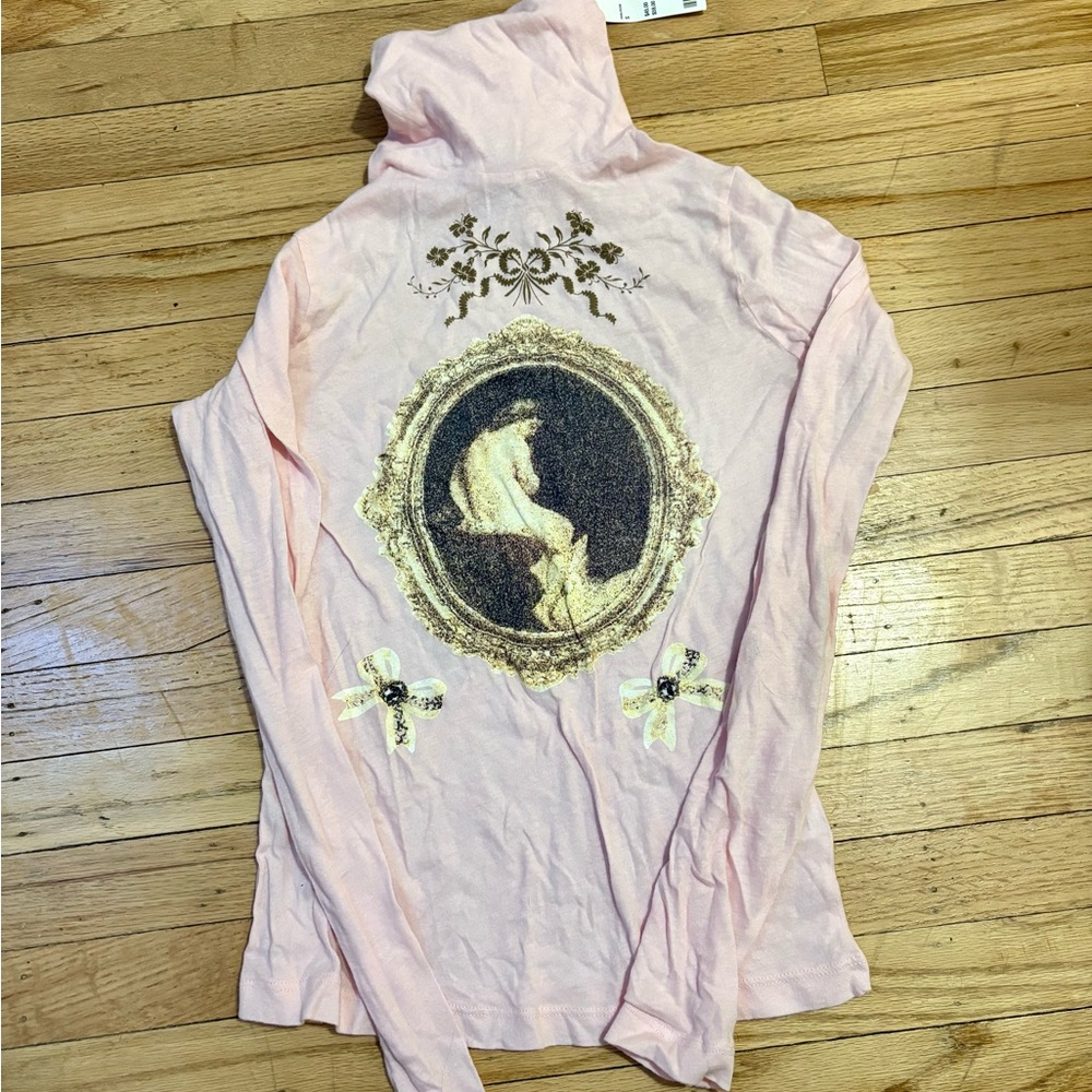 Kimchi Blue artsy turtleneck shirt